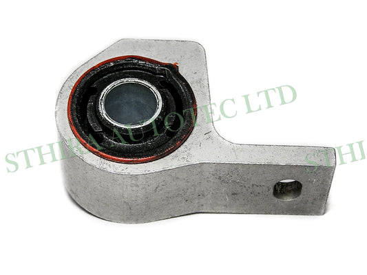 Citroën Xsara Front Left and Right Suspension Bush - Aluminium - OEM Ref 3523.83 - RP2383