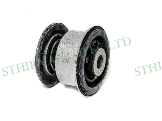 Volkswagen Group Touareg Front Left and Right Suspension Bush - OEM Ref 7L0407077 - RP7077